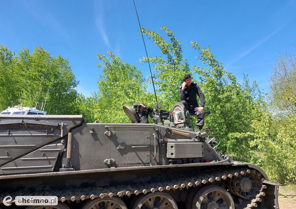 F 16 i śmigłowce na niebie, wybuchy pod Chełmnem