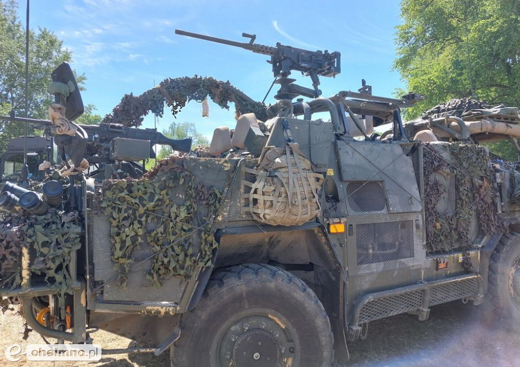 F 16 i śmigłowce na niebie, wybuchy pod Chełmnem