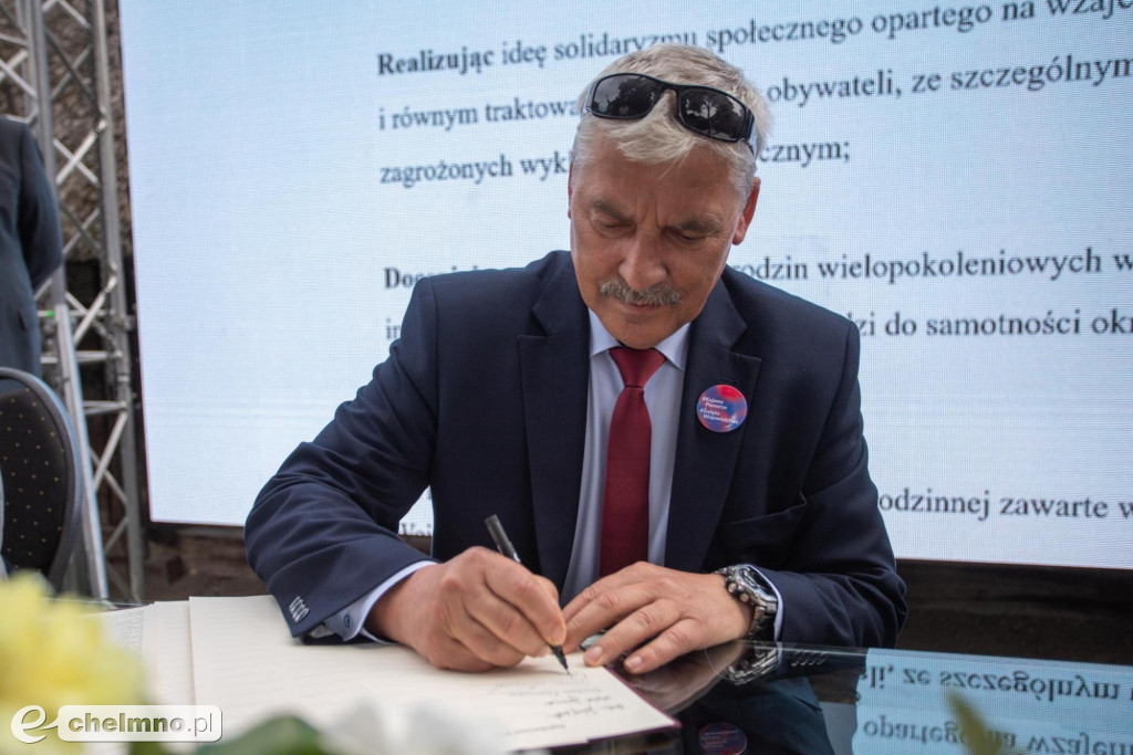 Samorządowcy na rzecz rodziny