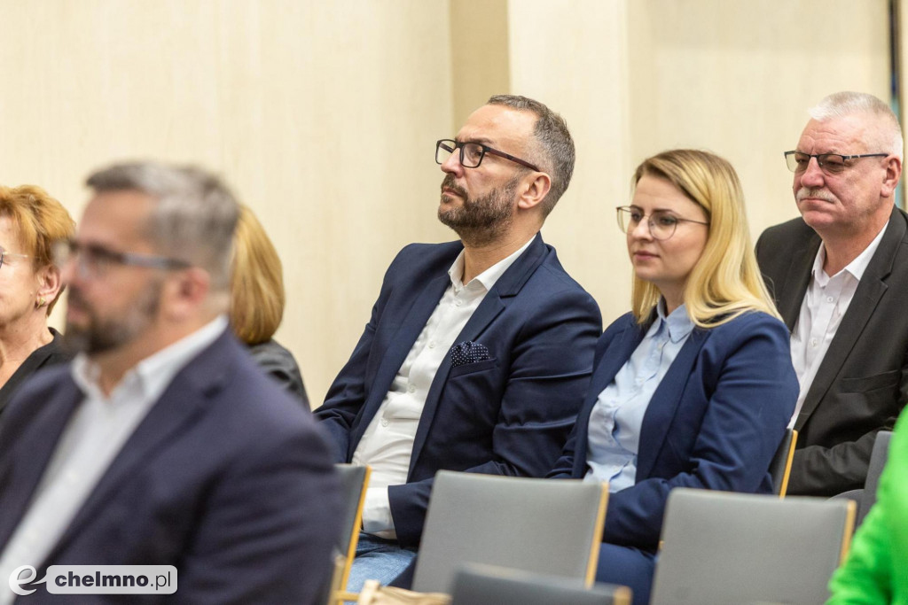 Pieniądze dla LGD