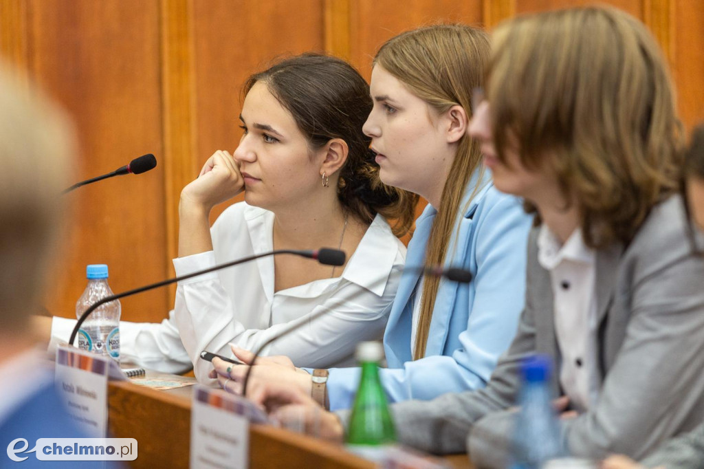 Sejmik młodych wybrał prezydium