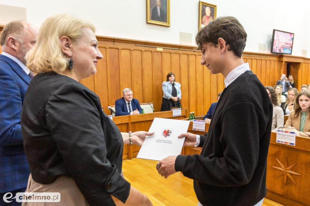 Sejmik młodych wybrał prezydium