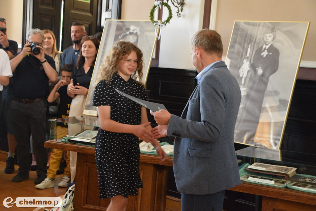 Nagrody burmistrza dla najlepszych uczniów