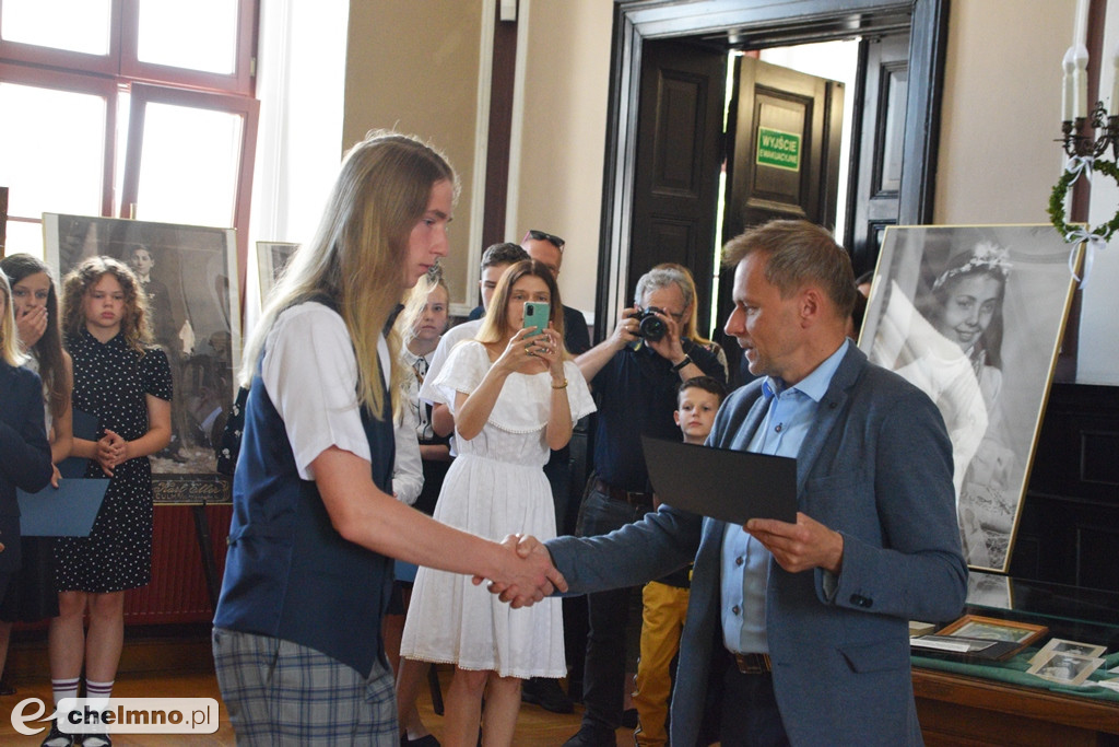 Nagrody burmistrza dla najlepszych uczniów