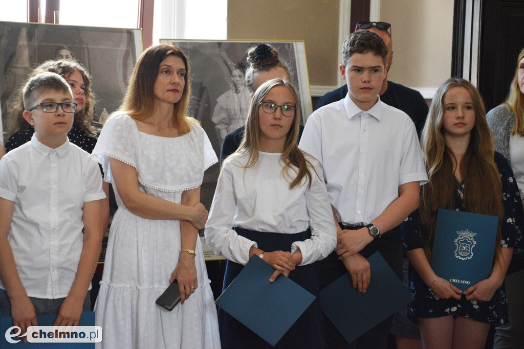 Nagrody burmistrza dla najlepszych uczniów
