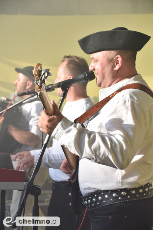 Tak bawi się Unisław: Baciary i Defis