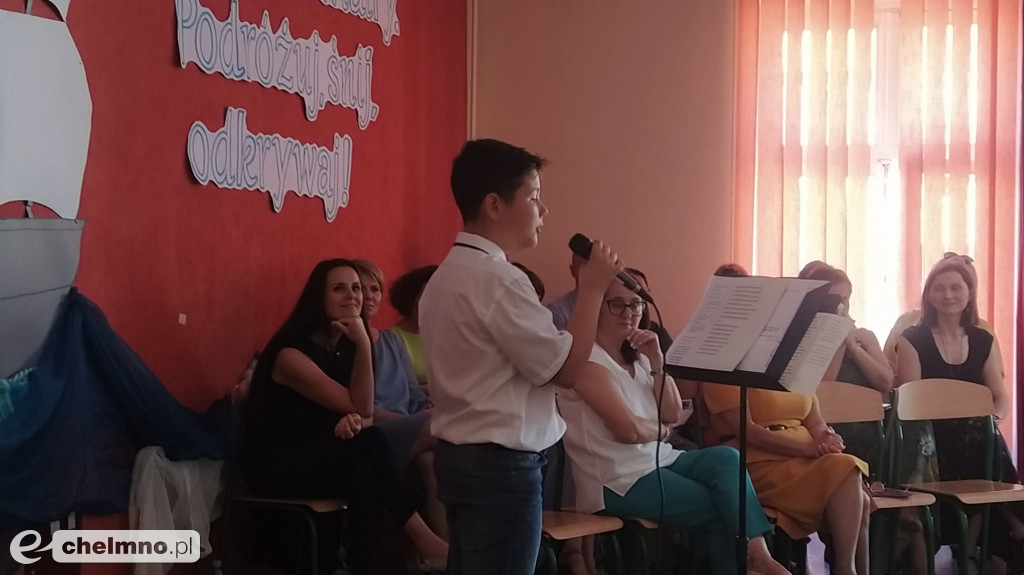 Wczorajsze pożegnanie absolwentów klas VIII w Dwójce