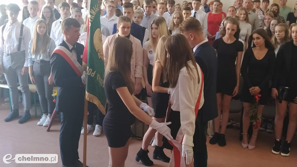 Wczorajsze pożegnanie absolwentów klas VIII w Dwójce