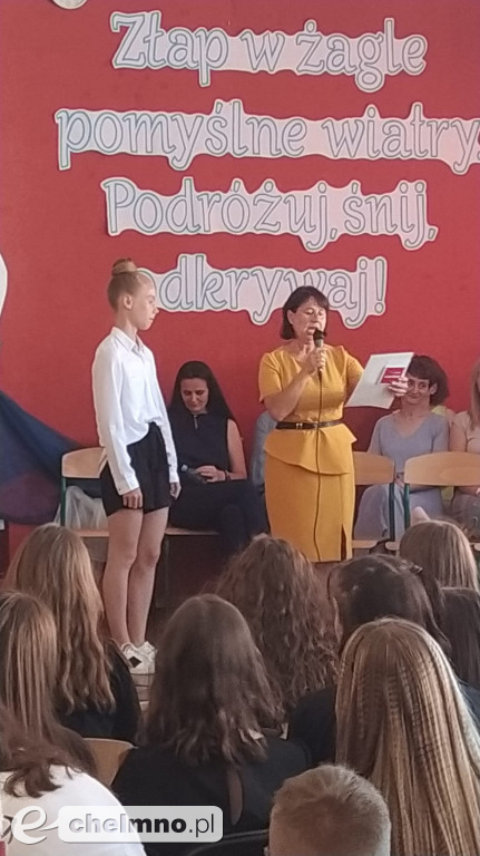 Wczorajsze pożegnanie absolwentów klas VIII w Dwójce
