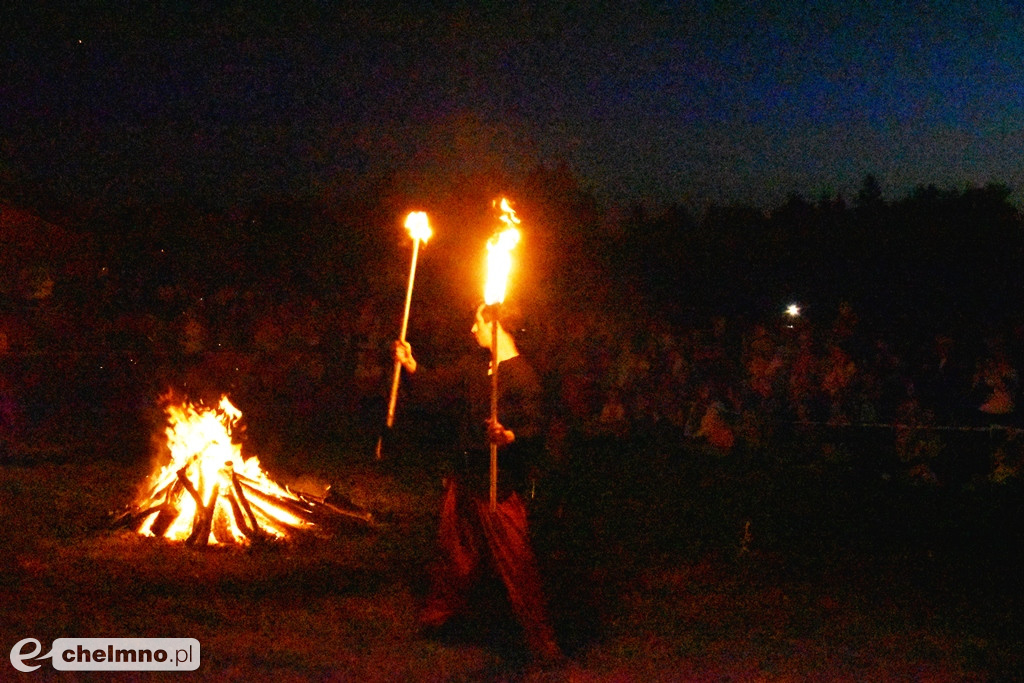 Efektowny pokaz Fire Show nad Jeziorem Starogrodzkim