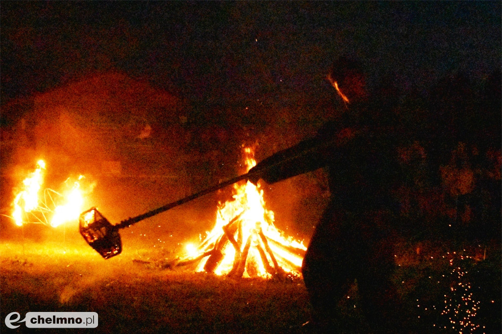 Efektowny pokaz Fire Show nad Jeziorem Starogrodzkim