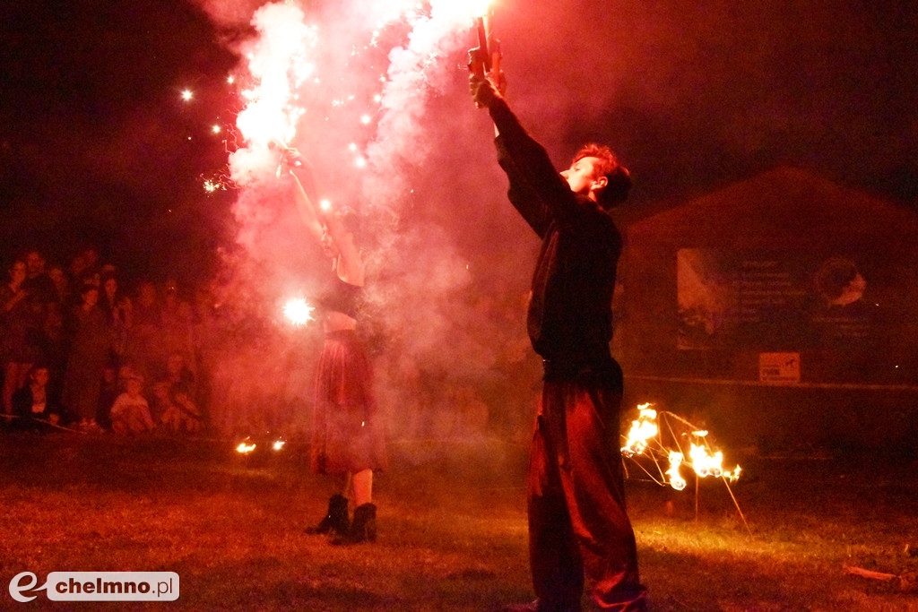 Efektowny pokaz Fire Show nad Jeziorem Starogrodzkim