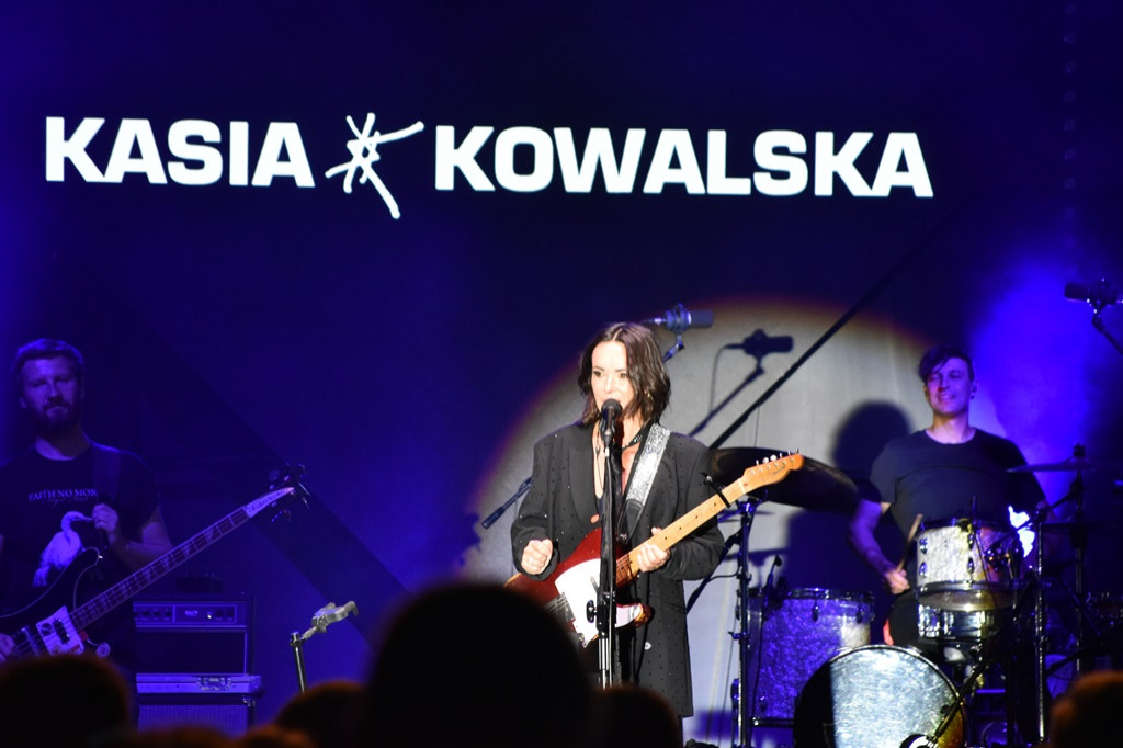 Charyzmatyczny koncert Kasi Kowalskiej. Tłumy na Rynku