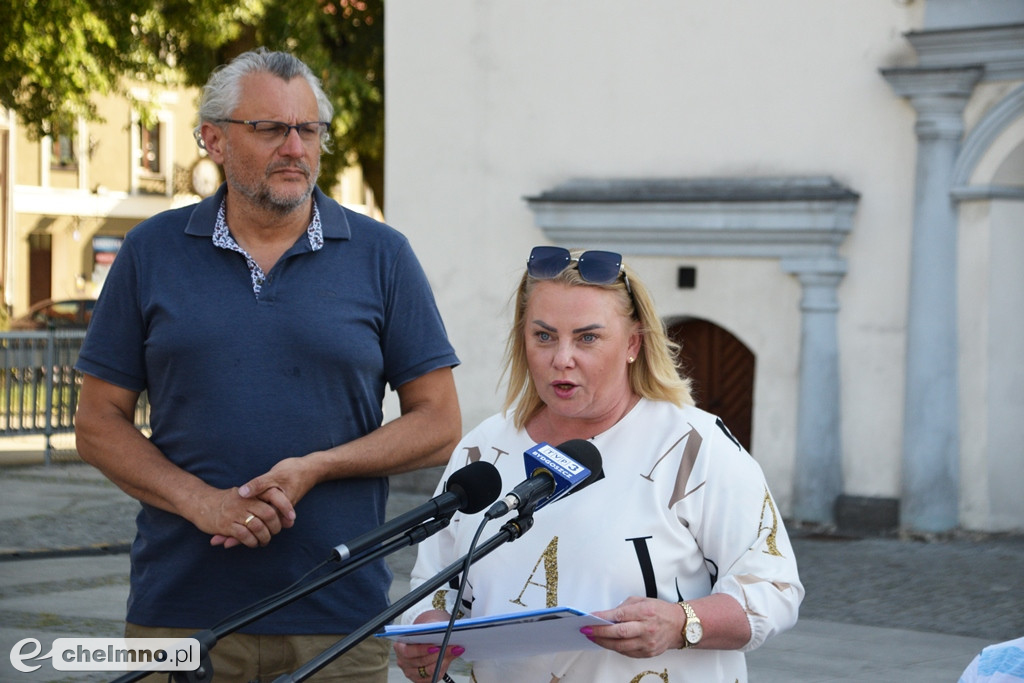Posłowie walczą o zwiększenie renty socjalnej