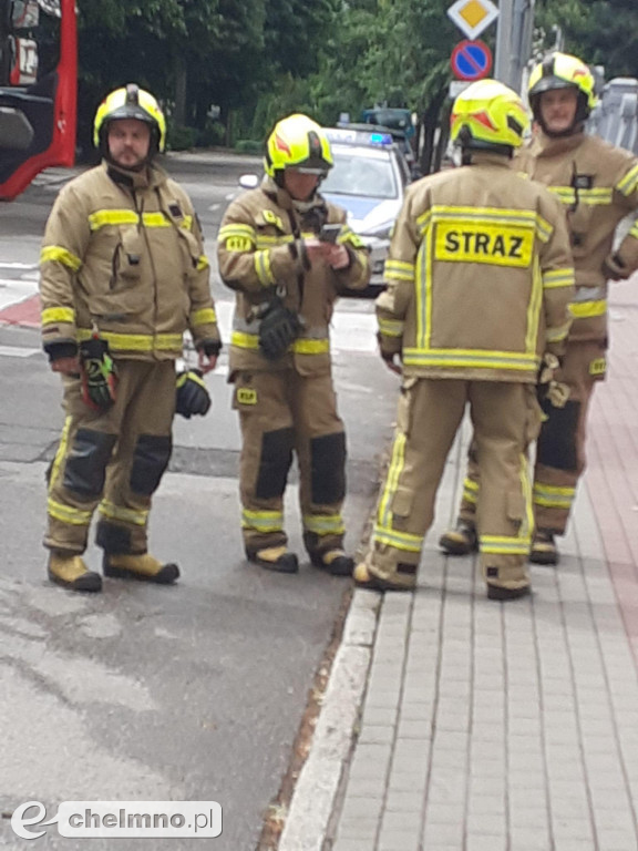 Pożar w kamienicy przy Dworcowej 17