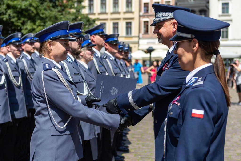 Policjantom życzymy bezpiecznej służby!