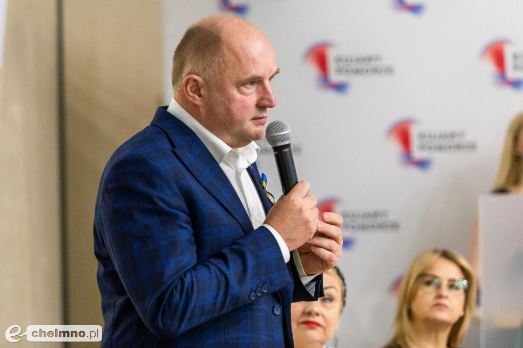 RPO: nowoczesny sprzęt dla szpitali i projekty pozarządówek