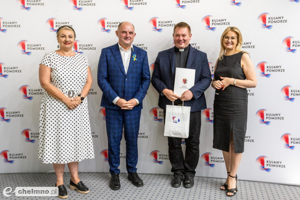 RPO: nowoczesny sprzęt dla szpitali i projekty pozarządówek