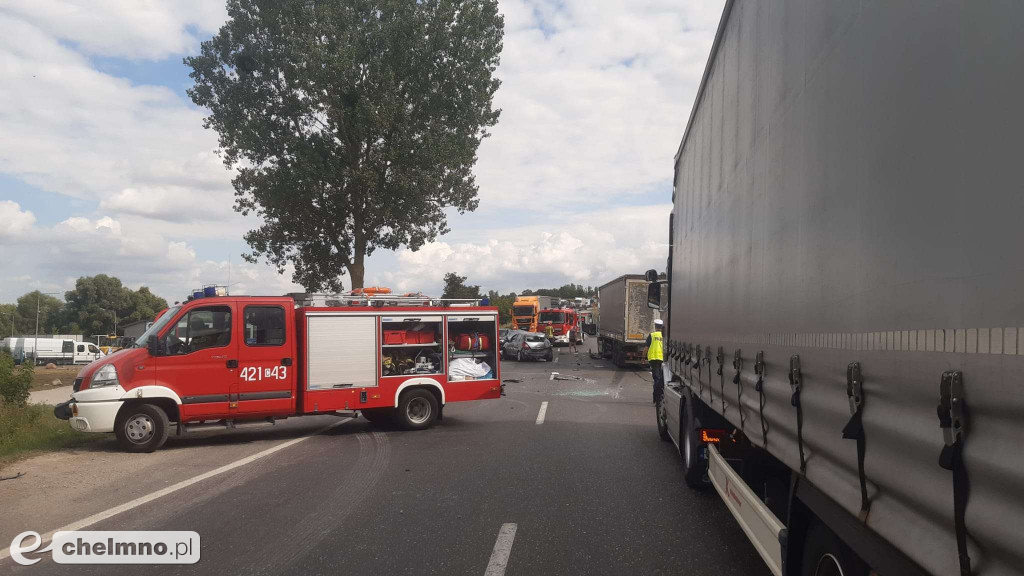 Groźny wpadek na DK91. Po 3 rannych przyleciał helikopter LPR