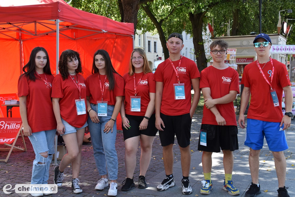 Radosne prace Ewy Porożyńskiej zdobią ulicę Grudziądzką