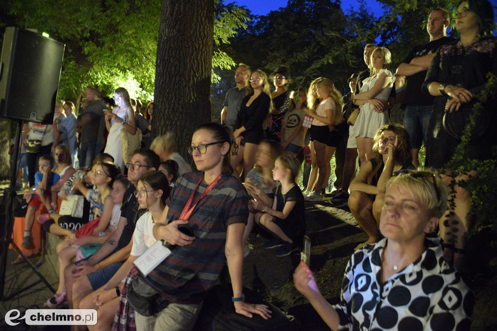 Wspaniała Parada Chodzących Obrazów Bum Bum Orkestar