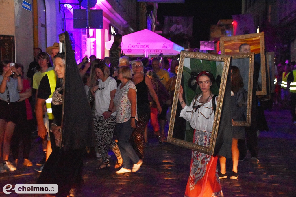 Wspaniała Parada Chodzących Obrazów Bum Bum Orkestar