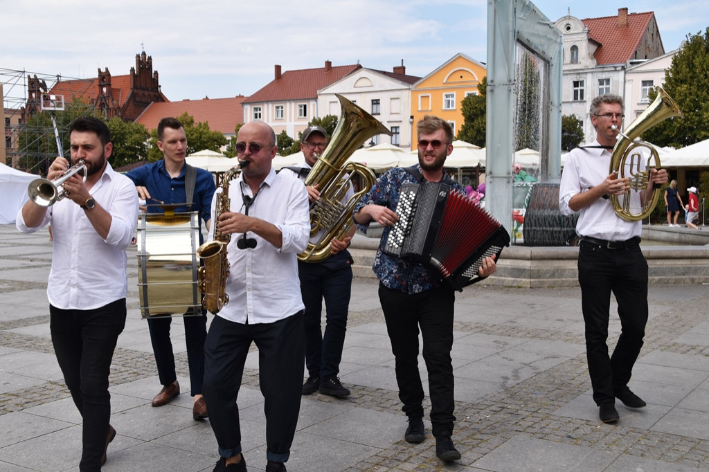 BUM BUM ORKESTAR - energia w najlepszym wydaniu