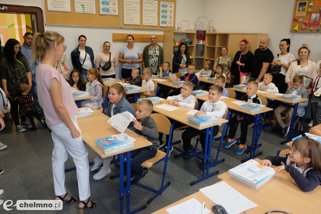 Tak odświętnie wyglądali wczoraj uczniowie w Jedynce
