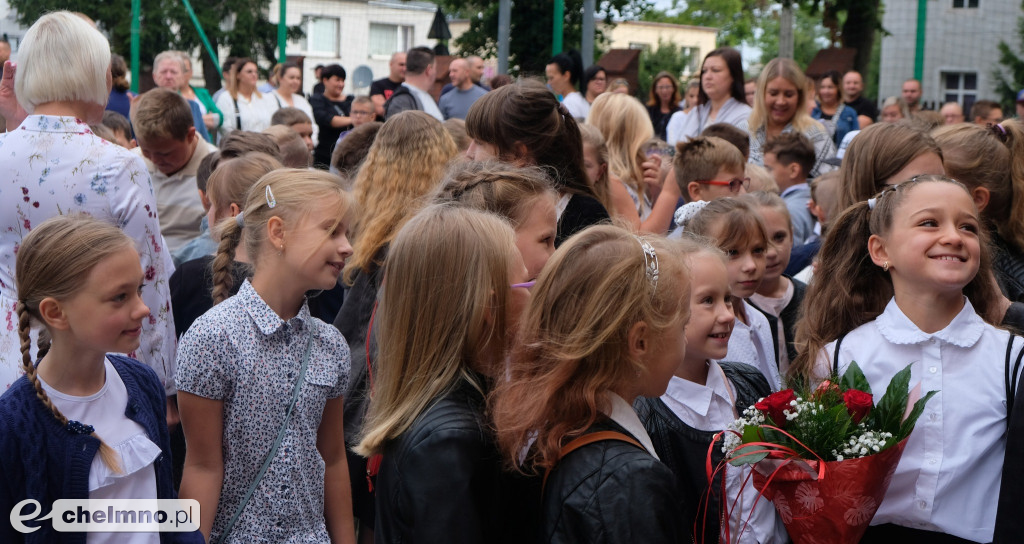 Tak odświętnie wyglądali wczoraj uczniowie w Jedynce