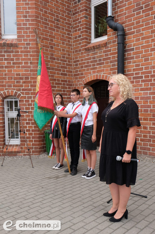 Tak odświętnie wyglądali wczoraj uczniowie w Jedynce