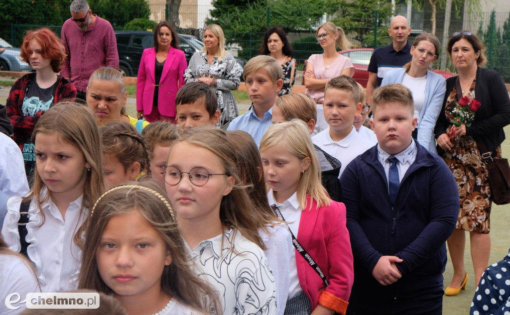 Tak odświętnie wyglądali wczoraj uczniowie w Jedynce