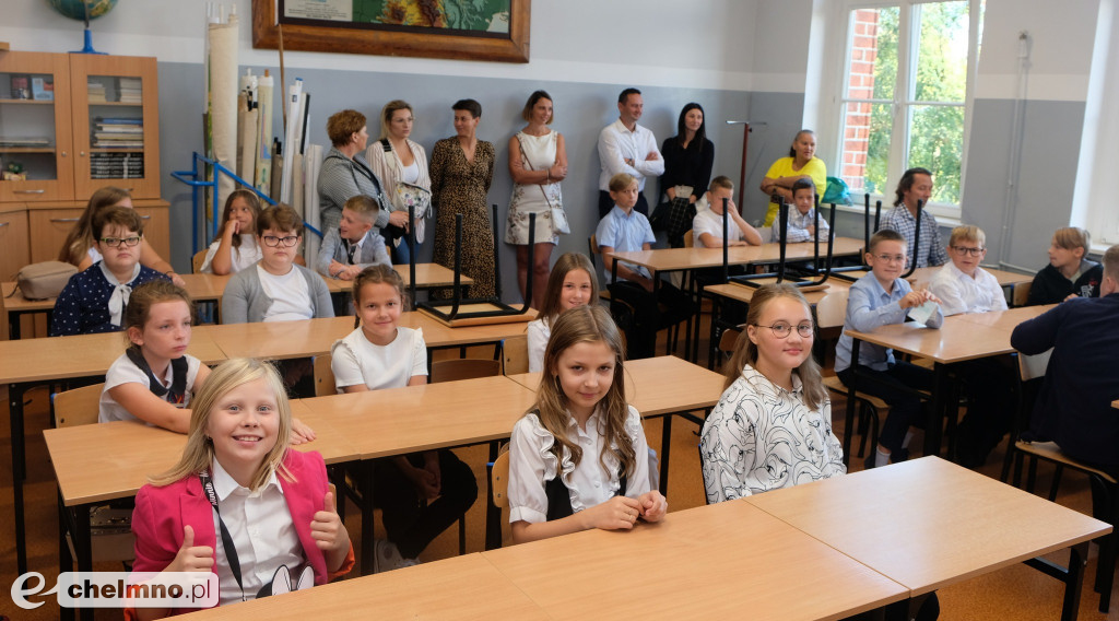 Tak odświętnie wyglądali wczoraj uczniowie w Jedynce