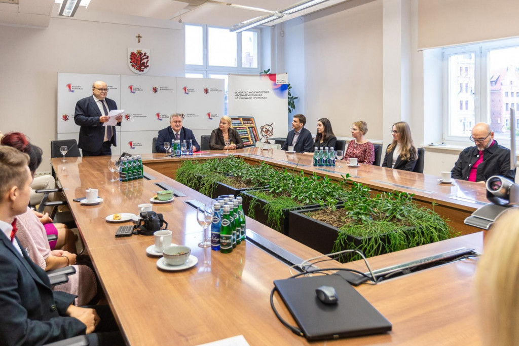 Najlepsi maturzyści gościli w urzędzie