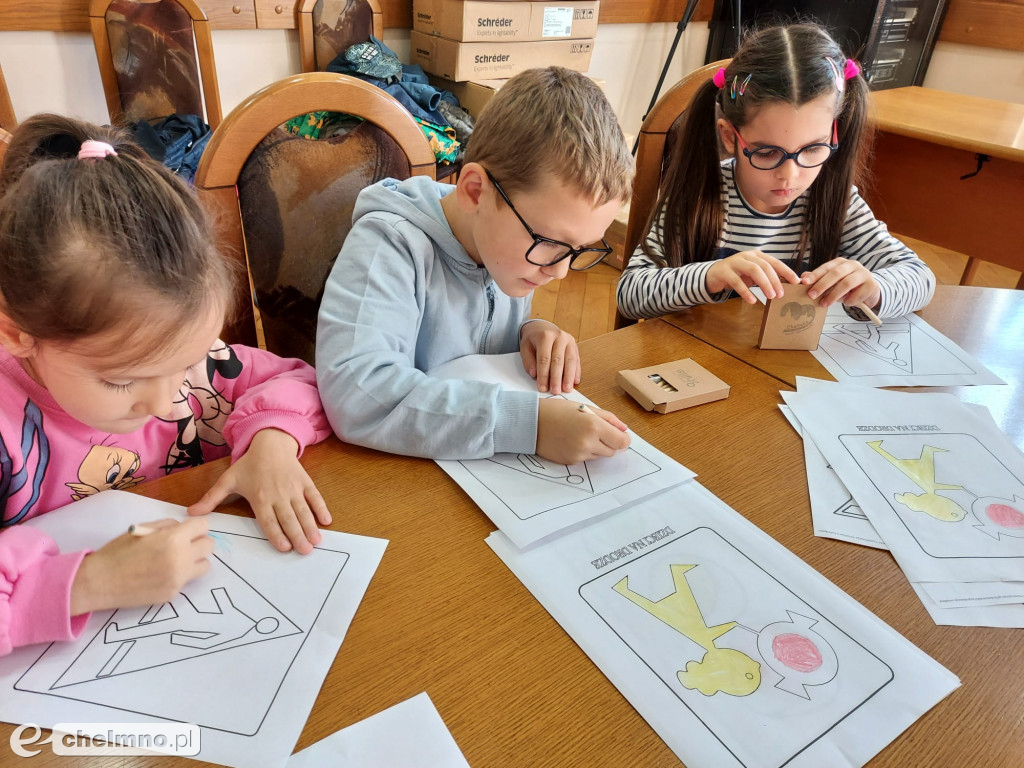 Pogadanki o bezpieczeństwie z uczniami 