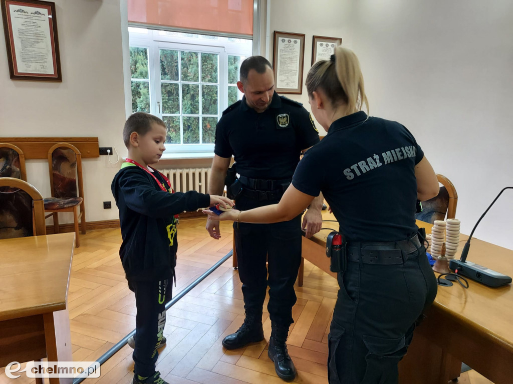 Pogadanki o bezpieczeństwie z uczniami 