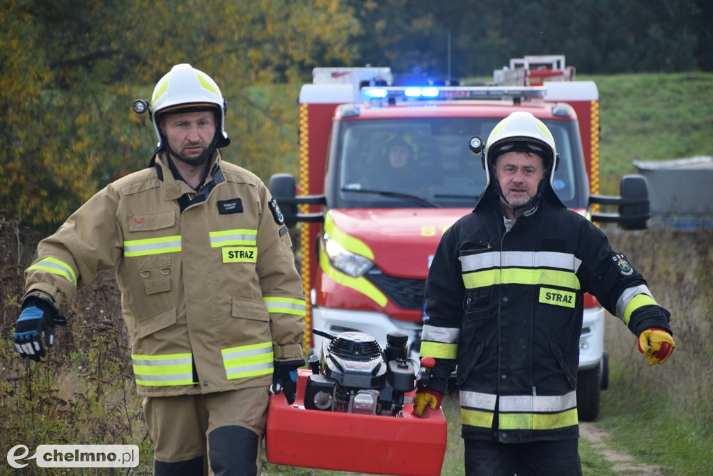 Aż 26 zastępów straży pożarnej na Powiślu