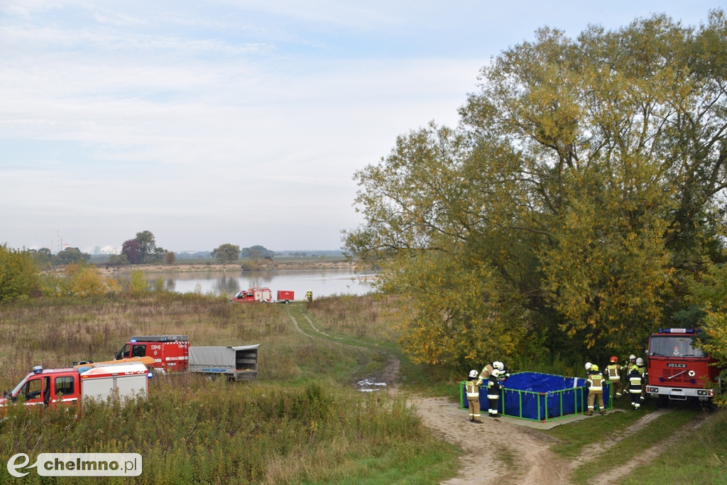 Aż 26 zastępów straży pożarnej na Powiślu