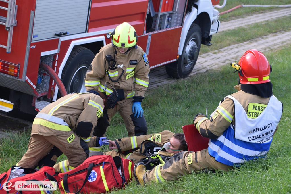 Aż 26 zastępów straży pożarnej na Powiślu