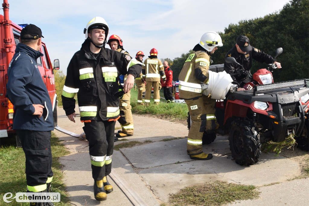 Aż 26 zastępów straży pożarnej na Powiślu