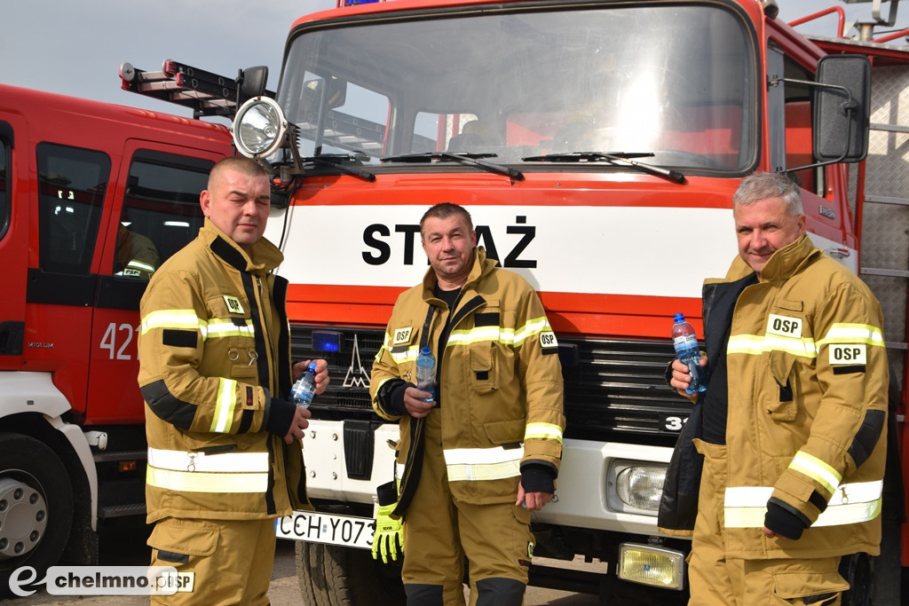 Aż 26 zastępów straży pożarnej na Powiślu