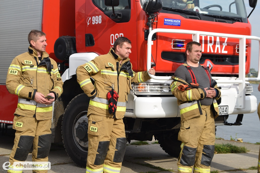 Aż 26 zastępów straży pożarnej na Powiślu