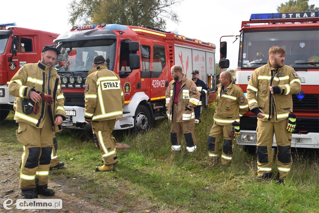 Aż 26 zastępów straży pożarnej na Powiślu