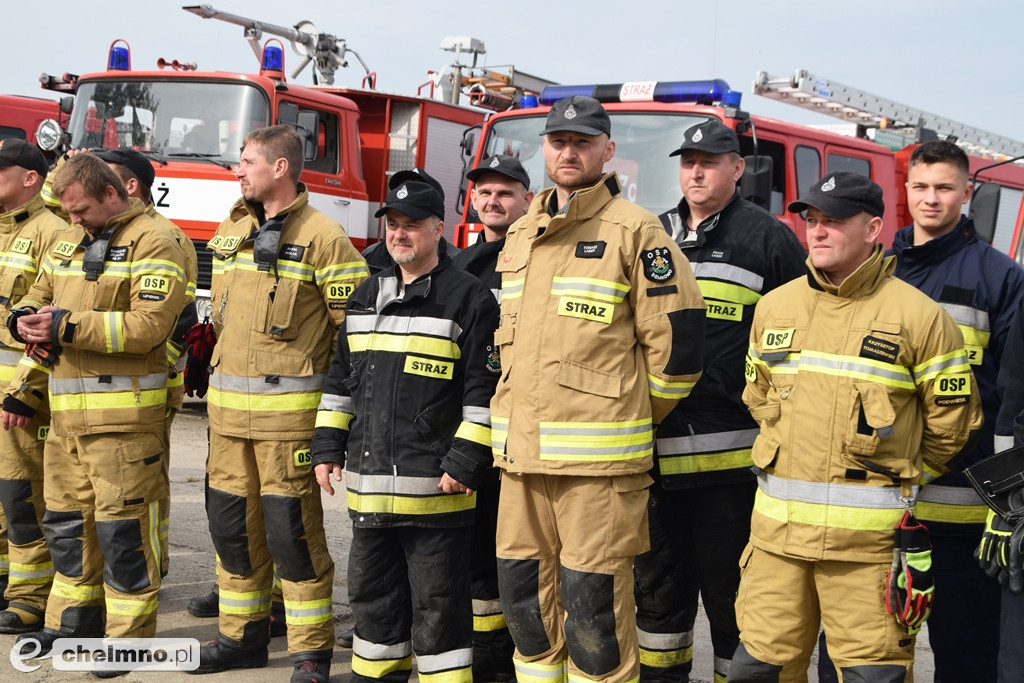 Aż 26 zastępów straży pożarnej na Powiślu