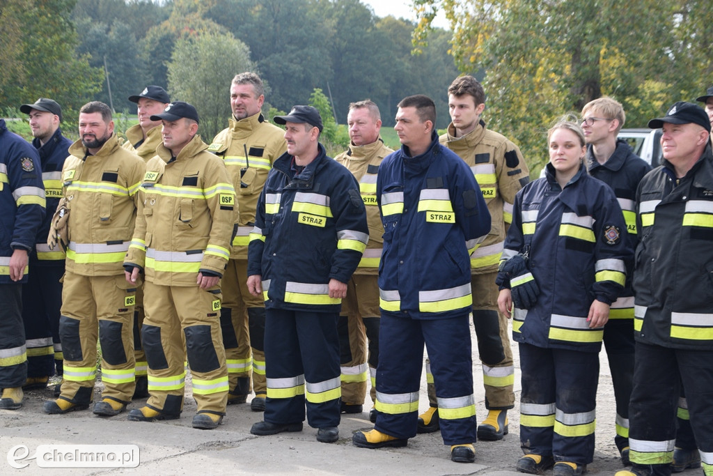 Aż 26 zastępów straży pożarnej na Powiślu