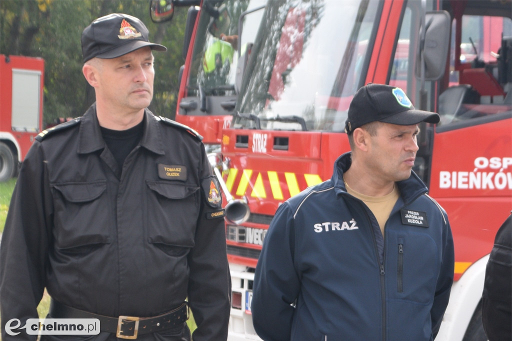 Aż 26 zastępów straży pożarnej na Powiślu