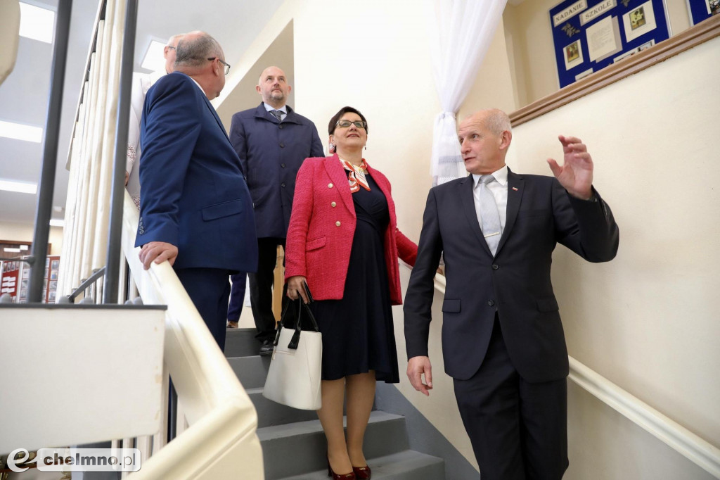 Historyczny budynek podstawówki w Warszewicach odrestaurowany