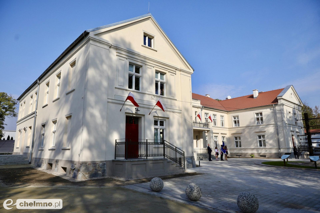 Historyczny budynek podstawówki w Warszewicach odrestaurowany