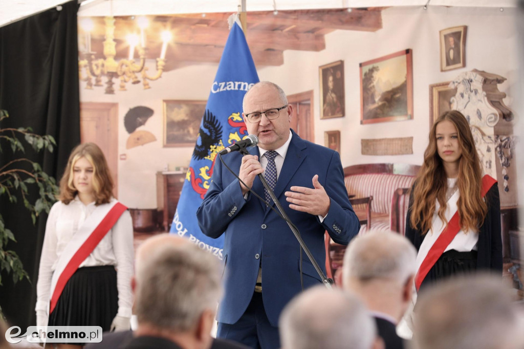 Historyczny budynek podstawówki w Warszewicach odrestaurowany