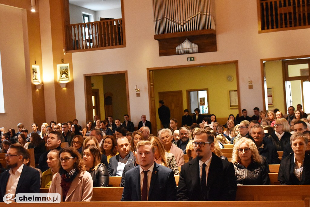 Uroczyste otwarcie szkolnej sali gimnastycznej przy 