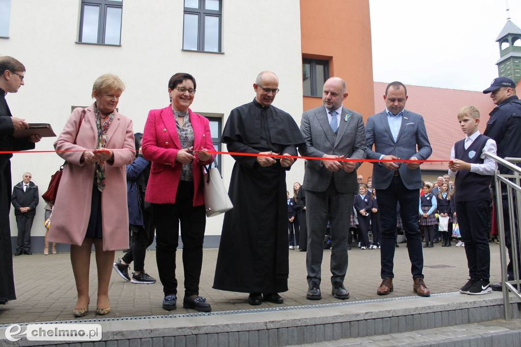 Uroczyste otwarcie szkolnej sali gimnastycznej przy 